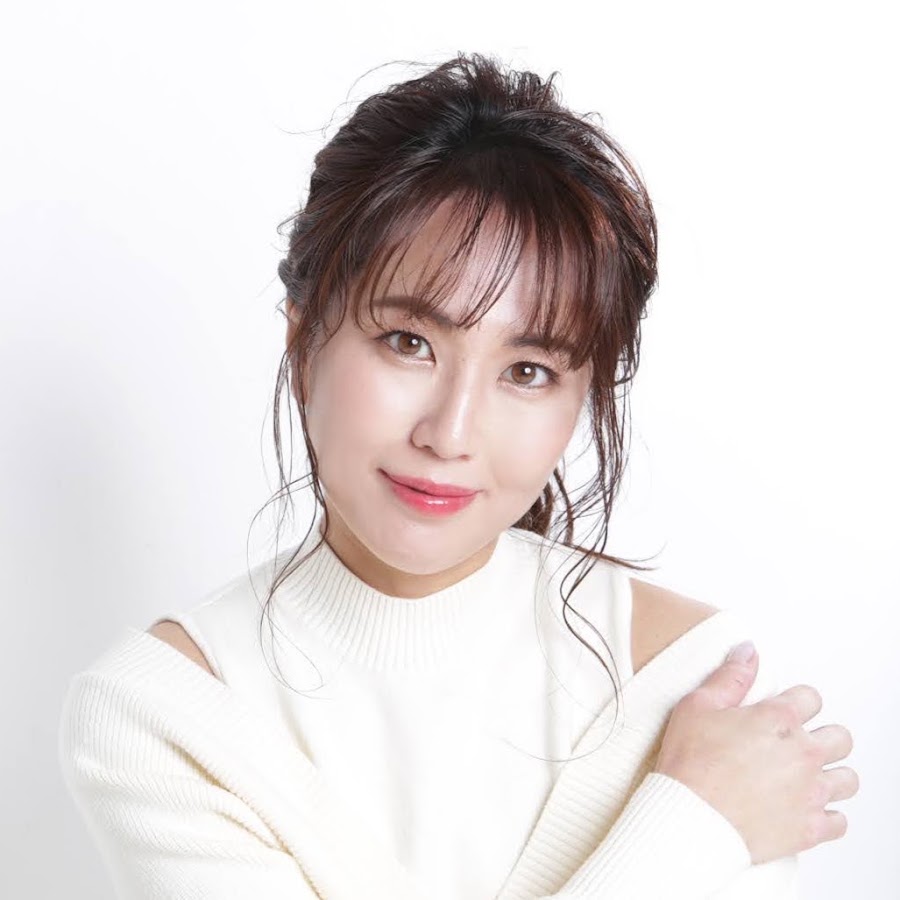 田淵華愛の『最高の未来を思い出す』手相チャンネルのYouTubeプロフィール画像
