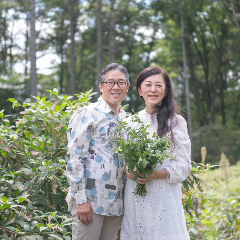 ツインレイ夫婦 メイとナツキのYouTubeプロフィール画像